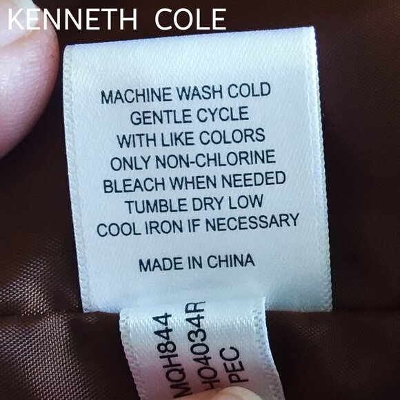 Kenneth Cole Quilted Puffer Jacket Size Medium Pecan Gold Zipper Retro NWT - Picture 11 of 11